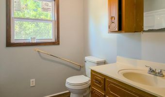 105 Oak 2 St, Bainbridge, GA 39819