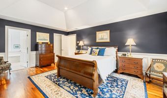 117 Chippenwood Ln, Bristol, CT 06010