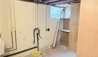 433 S 8th St, Atchison, KS 66002
