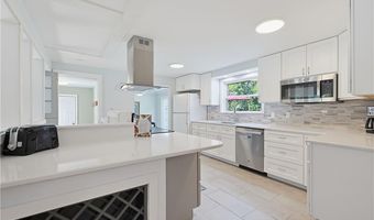 15 Austin Dr, Cumberland, RI 02864