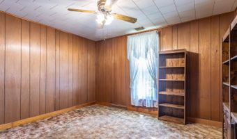 12 Alvina St, Batesville, IN 47006