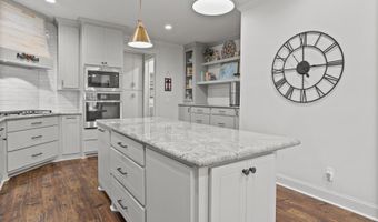 842 Long Leaf Cir, Brandon, MS 39042