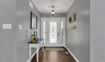 8244 SW Indian Hills Rd, Auburn, KS 66402