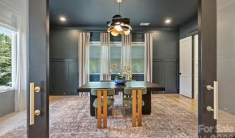 3224 E Ford Rd, Charlotte, NC 28205