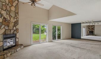 187 Spyglass Dr, Advance, NC 27006