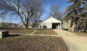 802 7th Ave, Alton, IA 51003