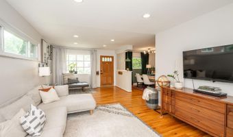 1597 Blueorchard Dr, Anderson Twp., OH 45230