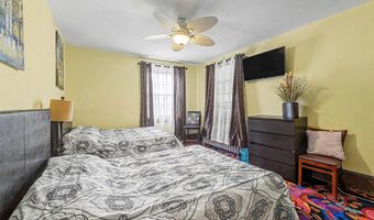 2 N Montgomery Ave, Atlantic City, NJ 08401