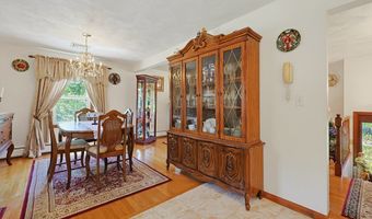 22 Fisher St, Attleboro, MA 02703
