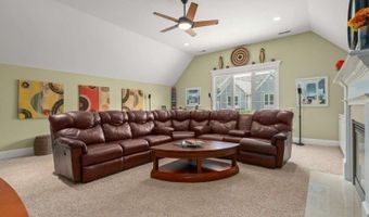 4 Caileigh Ct 4, Andover, MA 01810