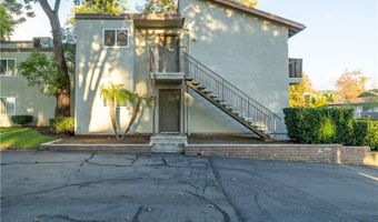 2536 White Oak Pl 2, Escondido, CA 92027