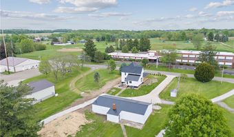 5785 Beechwood Ave, Alliance, OH 44601