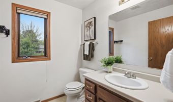 W2303 ST GERMAINE Court, Appleton, WI 54915
