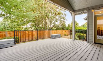 20800 YOSEMITE St, Aurora, OR 97002