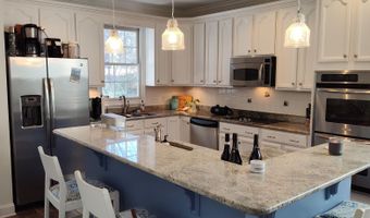 15 Brisbane Dr, Beaufort, SC 29902