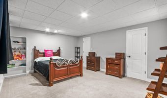 733 DOGWOOD Ave, Cheyenne, WY 82009