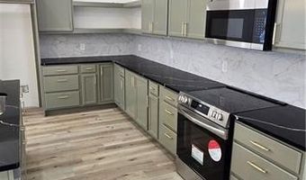 639 Ozburn Rd NW, Atlanta, GA 30318