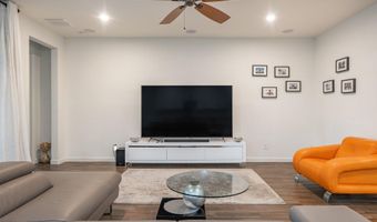 923 W YELLOWSTONE Way, Chandler, AZ 85248