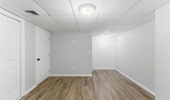 15 Aborn Ave, Cumberland, RI 02864