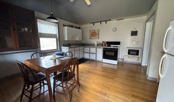 6598 Jeff Ln, Athens, OH 45701