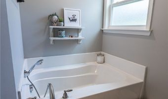 1080 Stoneham Cir, Anderson, SC 29626