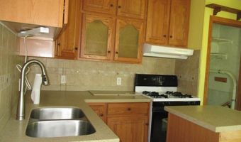 612 Liberty St, Alma, MI 48801