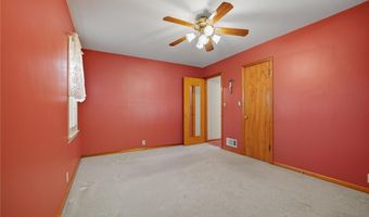 715 Holden Dr, Ashtabula, OH 44004