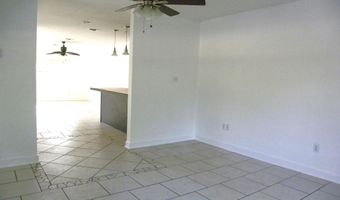 2096 Pat Ln A, Biloxi, MS 39531