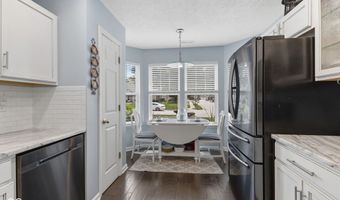1312 Summerhouse Dr, Indianapolis, IN 46217