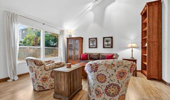 15100 SW GULL Dr, Beaverton, OR 97007