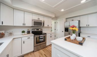 218 NE Mandy Ln, Ankeny, IA 50021