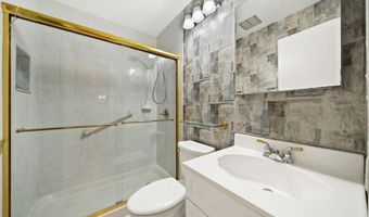 75 Harbor N, Amityville, NY 11701