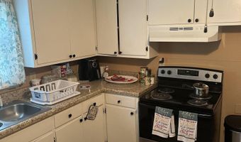 1988 COUNTY Rd, Alexander City, AL 35010