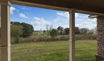 97 Corinth Rd, Albertville, AL 35951