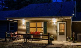 1054 W 13th Ln, Arkdale, WI 54613