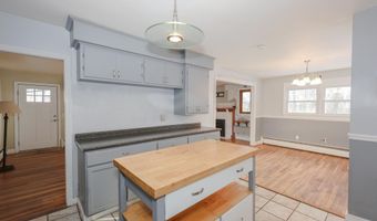 282 Wallace Rd, Bedford, NH 03110