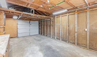 472 N University Ave, Blackfoot, ID 83221
