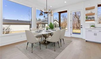 727 NE 2nd St, Bentonville, AR 72712