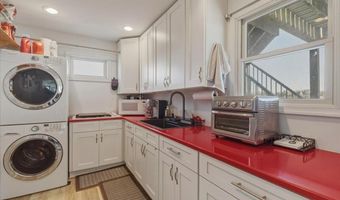 32 Cove Rd W, Bayville, NJ 08721
