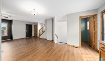 1812 S Mulberry Ave K, Brandon, SD 57005