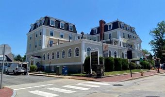 38 Bellevue Ave W, Newport, RI 02840