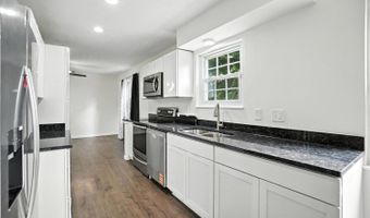 5555 Revmal Ln, Delhi, OH 45238
