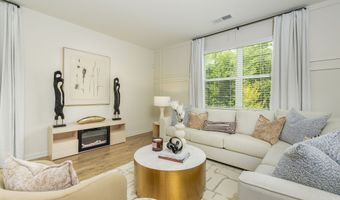 5474 CYPRESS Cir, College Park, GA 30349