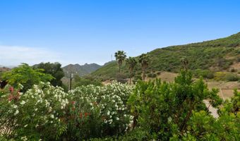 1561 Lookout Dr, Agoura Hills, CA 91301