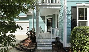 1748 Town Home Dr, Apex, NC 27502