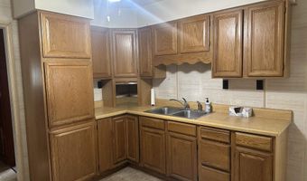 65 13 Ave W, Albia, IA 52531