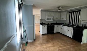 9 Torch Ln, Coventry, RI 02816