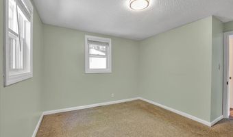 68 Old Oak Trl, Coventry, CT 06238