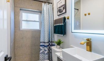 719 Webster St, Algonquin, IL 60102