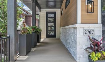2707 1st St, Arnolds Park, IA 51331